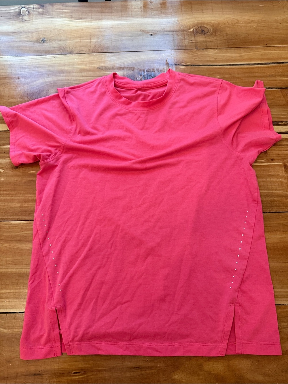 Lululemon Running Shirt, Lipgloss Pink, Size 4/6?, Reflectors 🩷❤️🩷❤️🩷